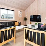 Feriehus Seven-Bedroom Holiday home in Nordborg 1 *