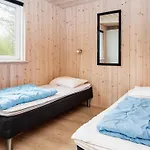 Feriehus Seven-Bedroom Holiday home in Nordborg 1