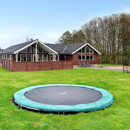 Holiday home 18 Person In