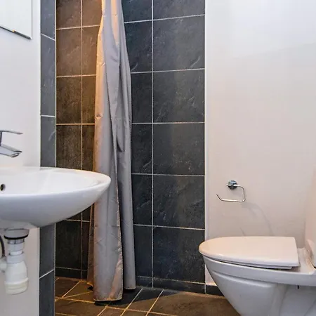 度假居 5 Star In *